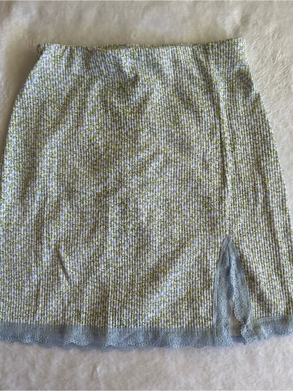 H&M Floral Slit Lace Skirt